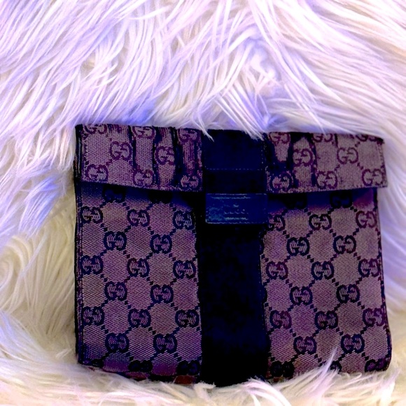Authentic Gucci Mono Pouch! - Picture 9 of 9